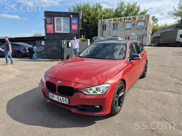 BMW 330