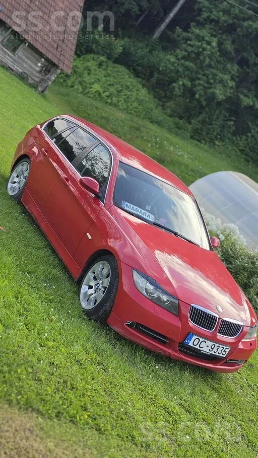 BMW 330
