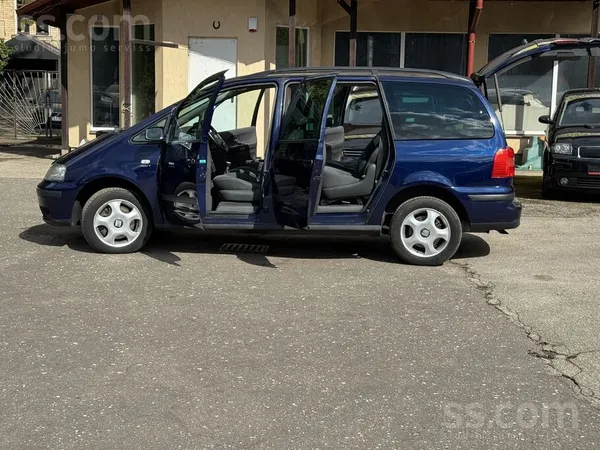 SEAT Ievests Seat Alhambra 1.8i Turbo, pa Latviju nav b
