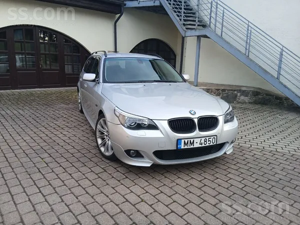 BMW 530