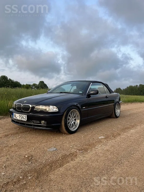 BMW 330