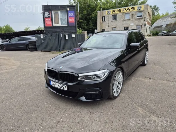 BMW 530
