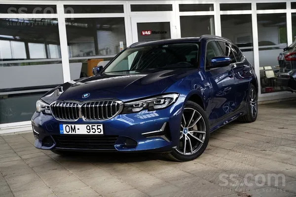 BMW BMW 330e Touring Plug-in Hybrid 2.0i benzīns un el
