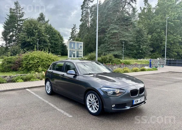 BMW 118 - 1