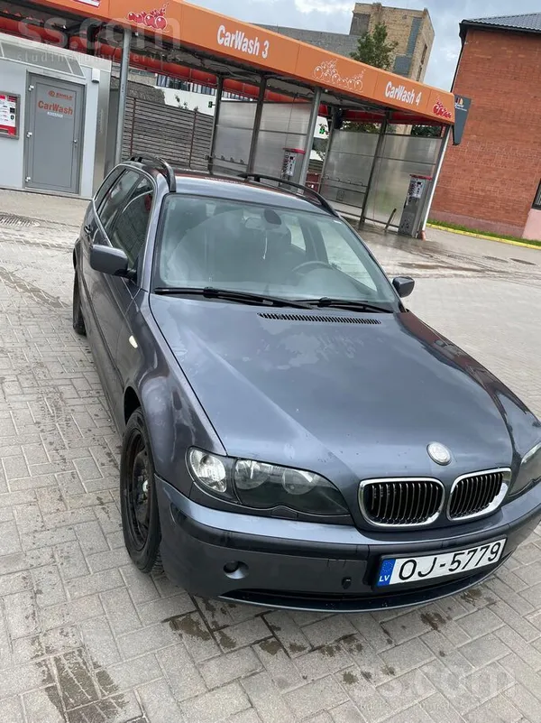 BMW 320