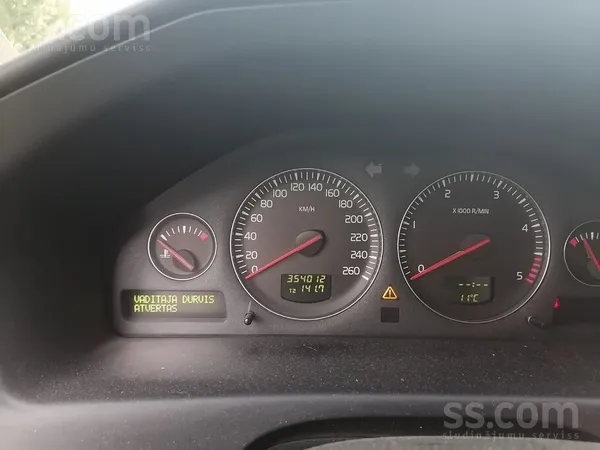 Volvo Pārdod volvo s60 2.4 D5 136/185 kā saka viens no l