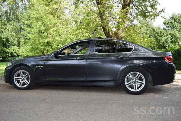 BMW 530