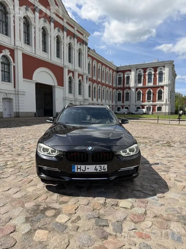BMW 320