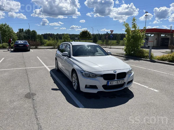 BMW 320