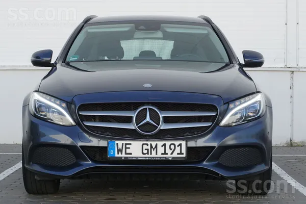 Mercedes Tikko no Vacijas no oficiala autocentra "Mercedes"