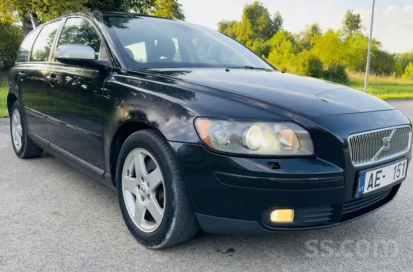 Volvo V50