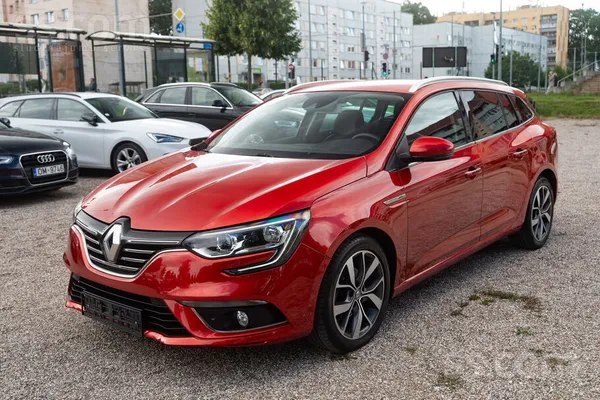 Renault Renault Megane Bose edition no Francijas, 132 zirg