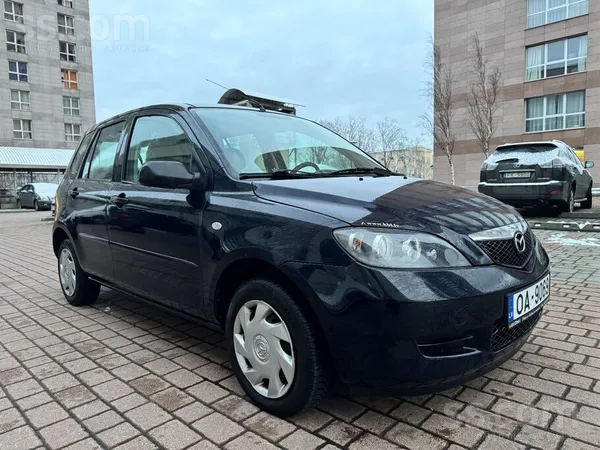 Mazda Mazda2 2006, 1.2 benzīns, Manuāls, Hečbeks, Melns — Latvijā