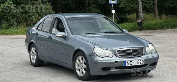 Mercedes C220
