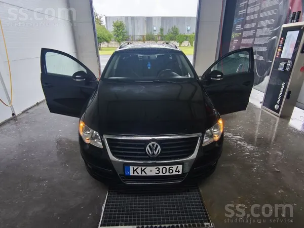 Volkswagen Pardodas VW Passat b6 labā tehniskā stāvoklī ir vi