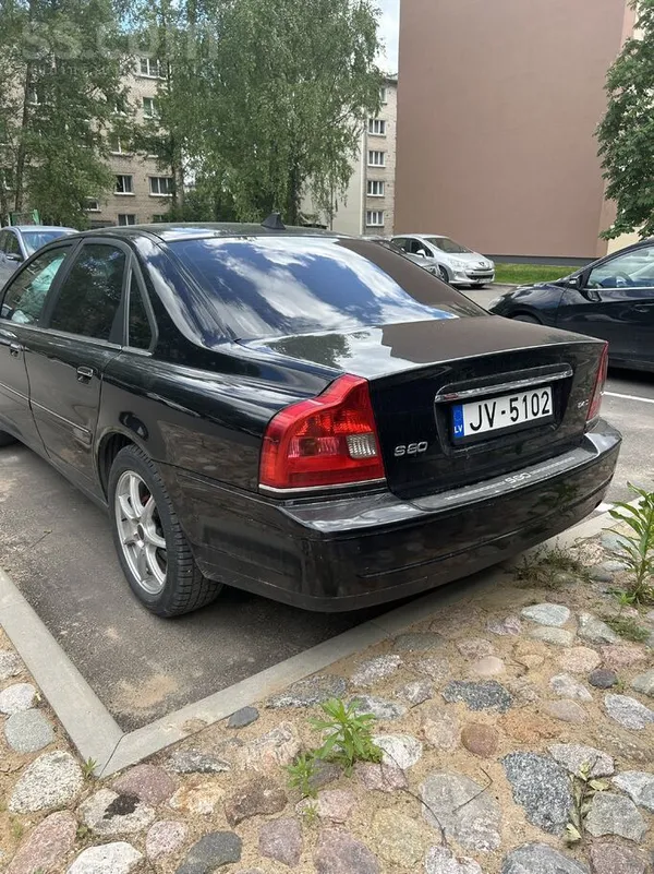 Volvo S80