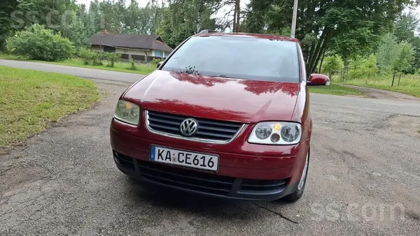 VW Touran. 1.9 Tdi 74 KW. 6 Мкпп. 7 мест. Месяц назад приехали с Германии. А