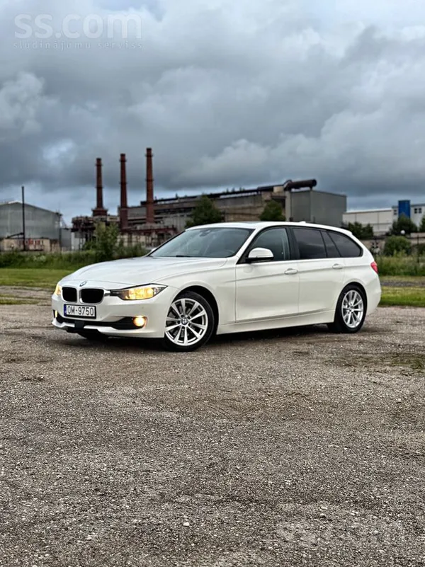 BMW 320