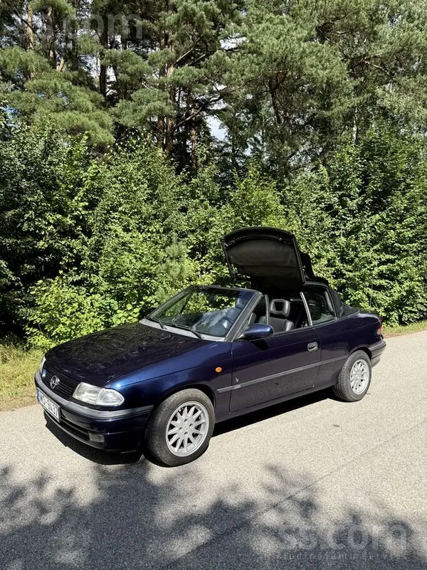 Opel Pārdodu Opel Astra cabrio Bertone editon ar 1.8i 1