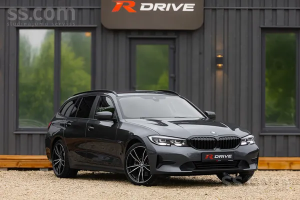 BMW 320