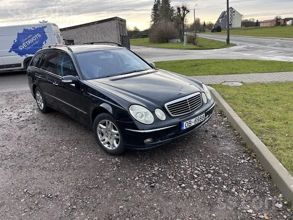 Mercedes E320