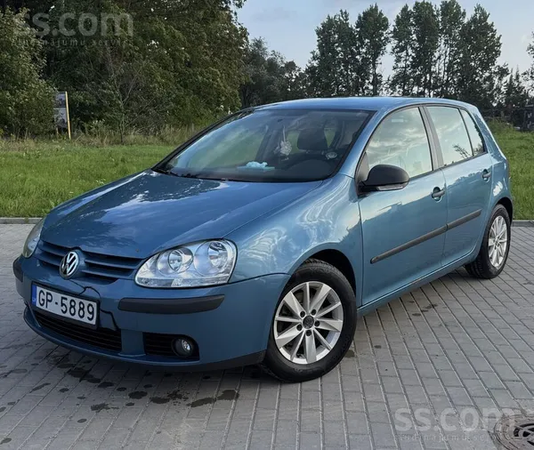 Volkswagen Pārdodu koptu Volkswagen Golf 5.