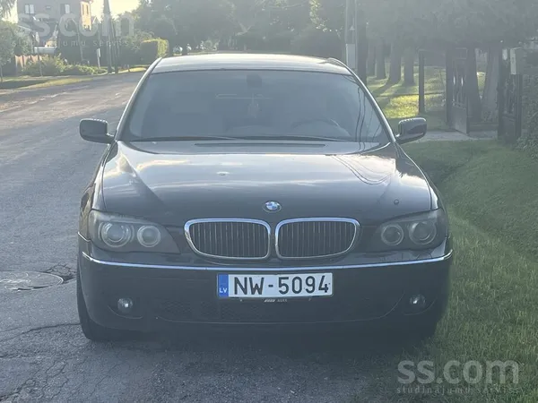 BMW 730