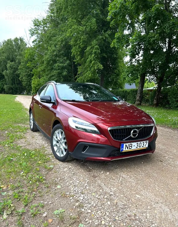 Volvo V40