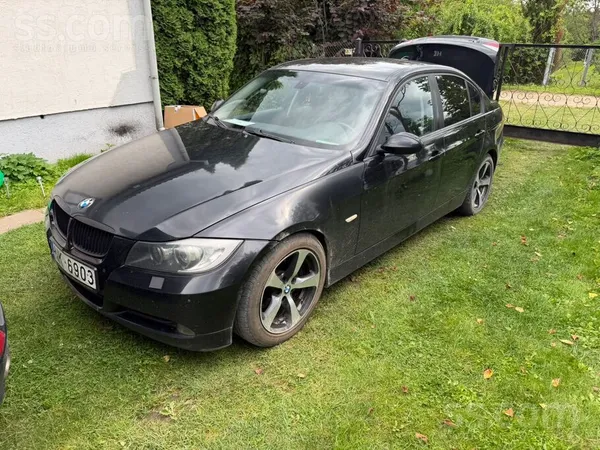BMW 320