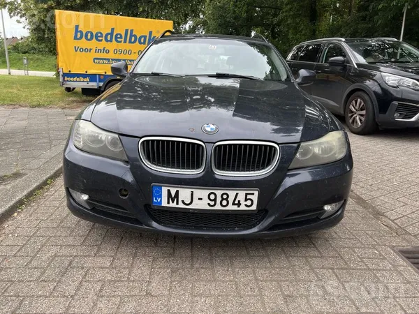 BMW 318