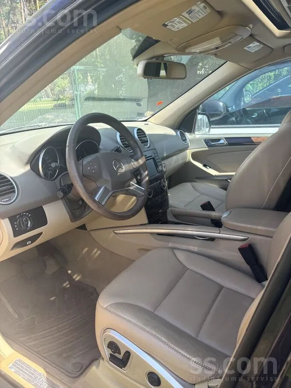 Mercedes ML320