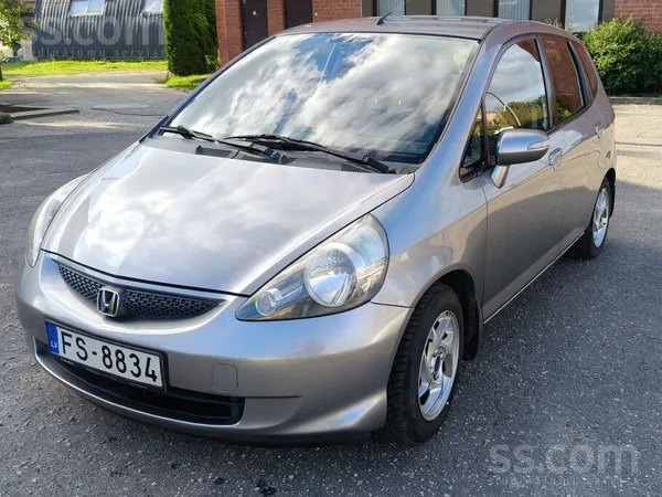 Honda Honda Jazz 1.3 MT, 61kW (83 л. с. ), хетчбэк, пере