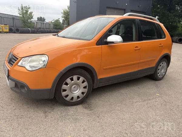 Pārdodam labi nokomplektētu Volkswagen Cross Polo, 1.4 dizelis 51 kW. Pirmā