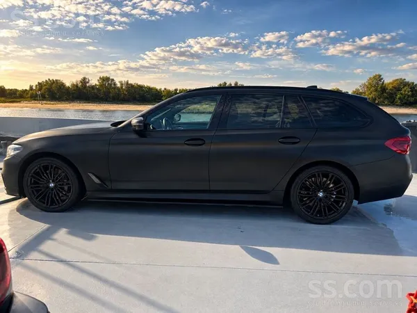 BMW 530d G31 Touring 
Automobilis ir ļoti labā, koptā stāvoklī ar nelielu n
