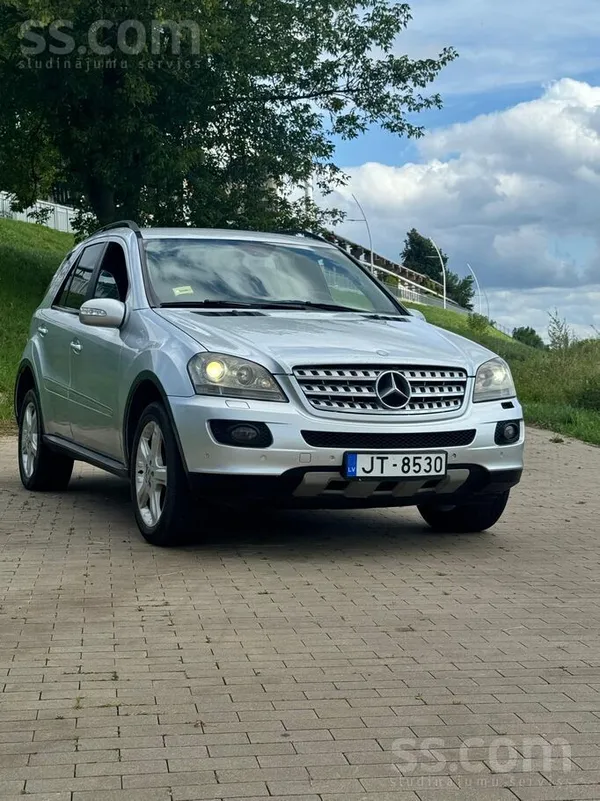 Mercedes ML320
