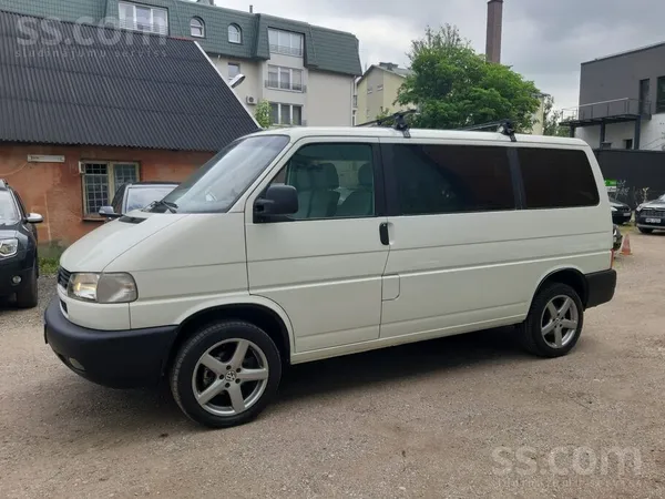 VW Transporter
2.5 Dīzelis/75kw/
Nobraukums: 399270
Pirma reģistrācija: 1