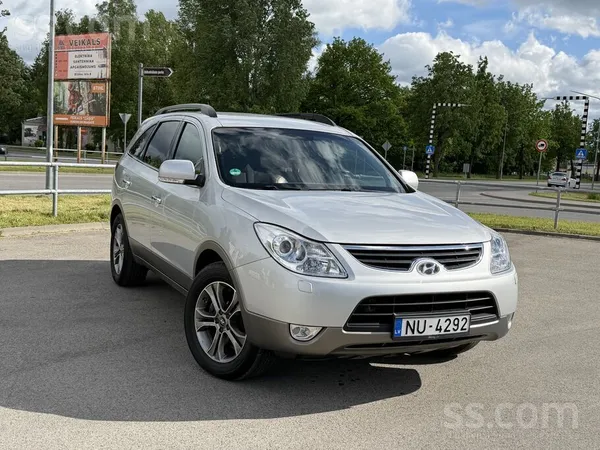 Hyundai 3.0D 184kW 7 vietas Automāts