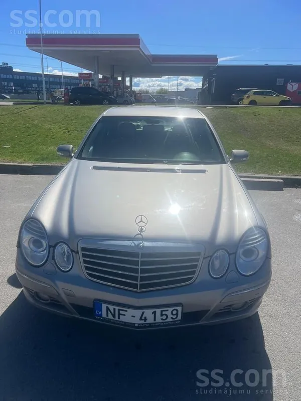 Mercedes C280