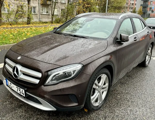 Mercedes GLA220 2014, 2.2D dīzelis, Automāts, SUV/Apvidus, Brūns — Latvijā