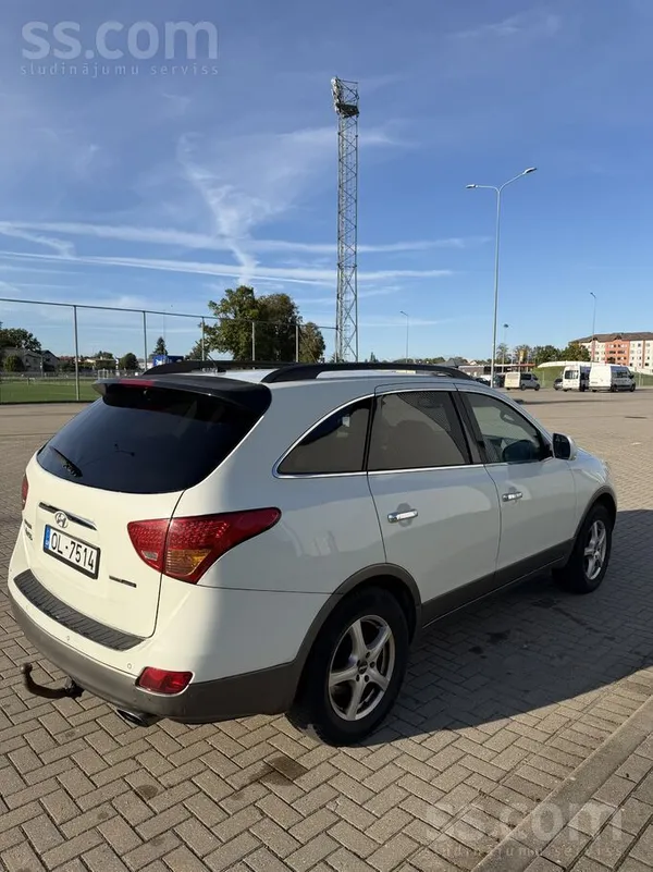 Pārdodu savu uzticamo auto jo diemžēl divus auto vairs nespēju uzturēt . Sīk