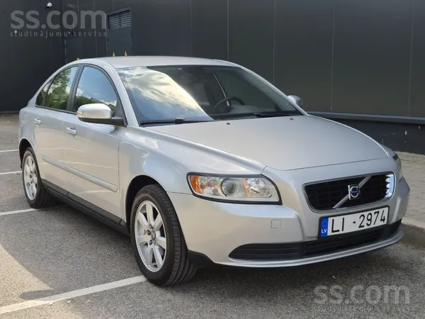 Volvo S40