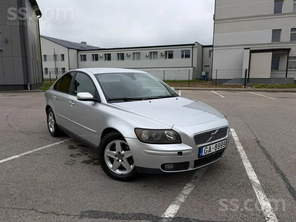 Volvo S40
