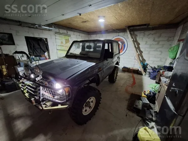 Toyota Pārdod Toyota Land Cruiser Lj70, 1989 gada izlaidu