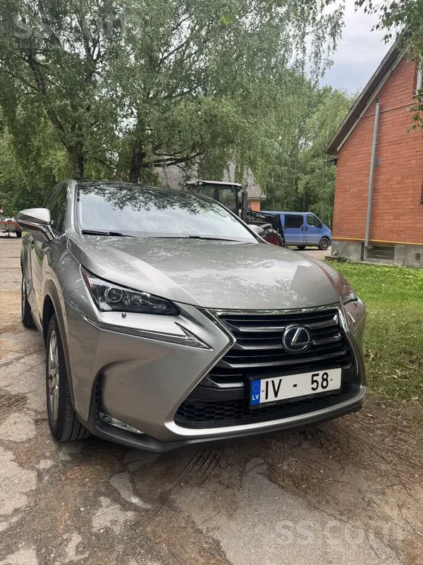 Lexus NX