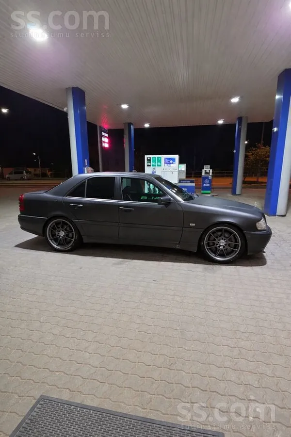 Mercedes C250