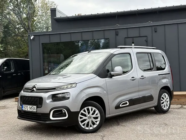 Citroen Berlingo 1.5 75kW

Автомобиль в отличном состоянии. 
Мотор коробк