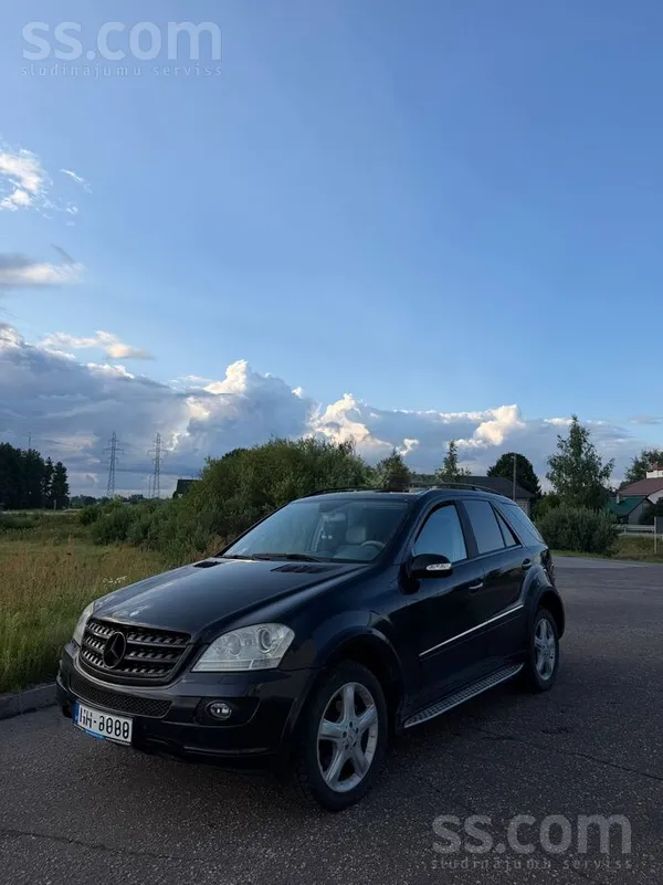 Продаю Mersedess Ml320, 2007 года, черного цвета. ТО до 06.2027. В хорошем с