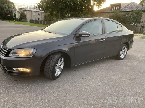 Oriģinālais nobraukums, lieliskā tehniskā stāvoklī. 
Pārdošanā Volkswagen P