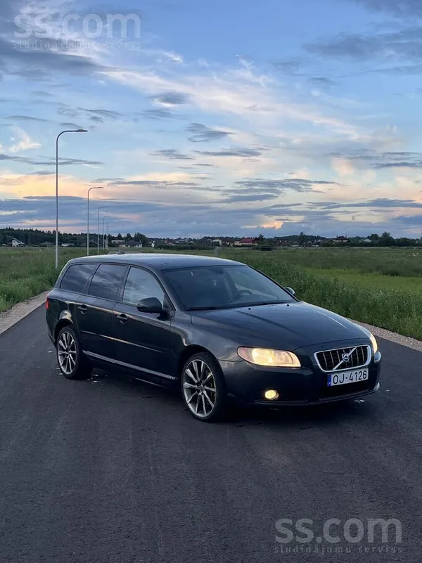 Volvo V70