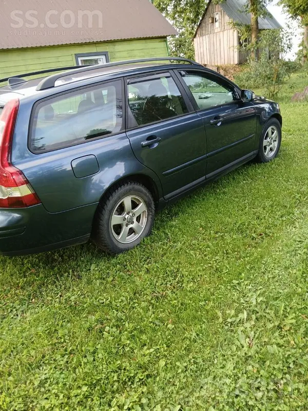 Volvo V50